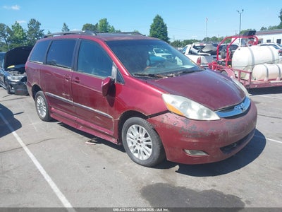 TOYOTA SIENNA 2009