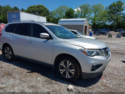 NISSAN PATHFINDER 2017