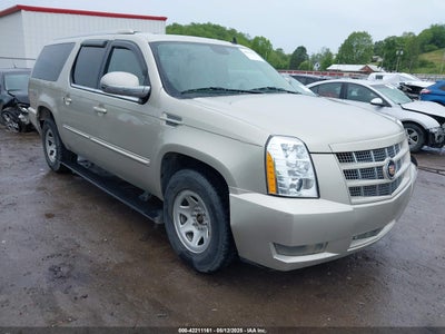 CADILLAC ESCALADE ESV 2014