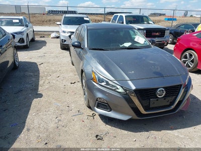 NISSAN ALTIMA 2020