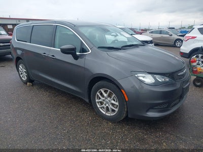 CHRYSLER VOYAGER 2023