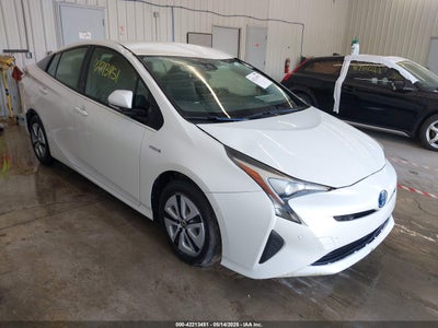 TOYOTA PRIUS 2018