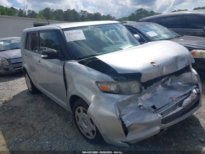 SCION XB 2011