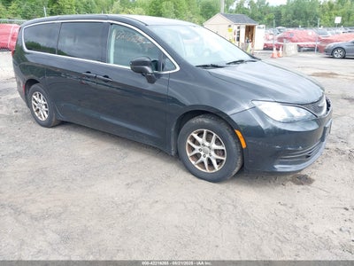 CHRYSLER PACIFICA 2017