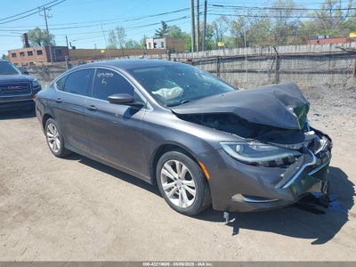 CHRYSLER 200 2015