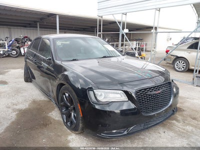 CHRYSLER 300 2021