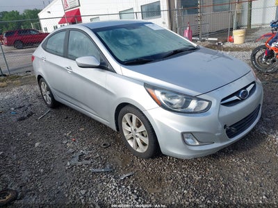 HYUNDAI ACCENT 2012