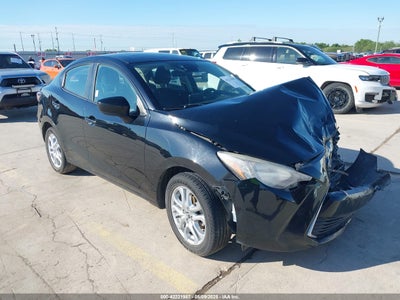 TOYOTA YARIS IA 2017