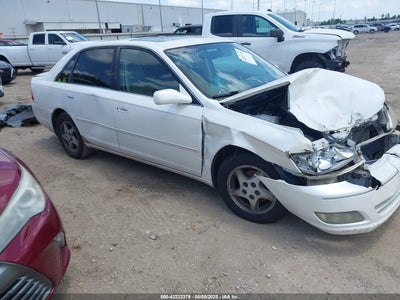 TOYOTA AVALON 2001