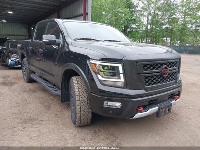 NISSAN TITAN 2024
