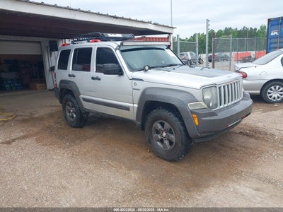 JEEP LIBERTY 2011
