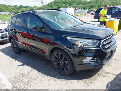 FORD ESCAPE 2017