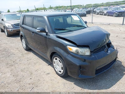 SCION XB 2012