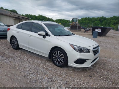 SUBARU LEGACY 2018