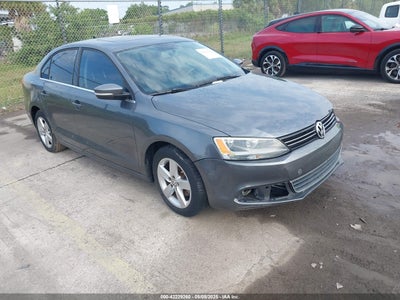 VOLKSWAGEN JETTA 2014