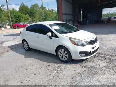 KIA RIO 2015