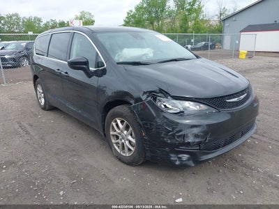 CHRYSLER VOYAGER 2023