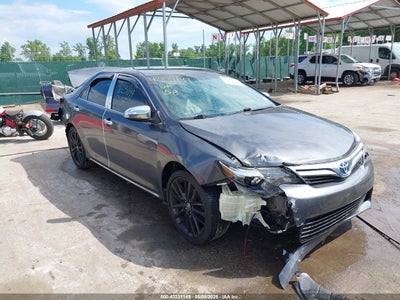 TOYOTA CAMRY 2012