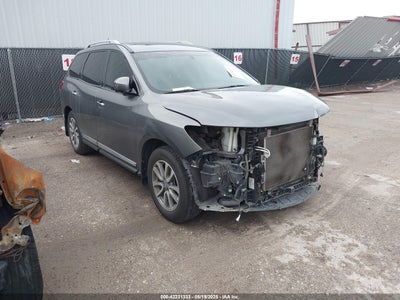 NISSAN PATHFINDER 2015
