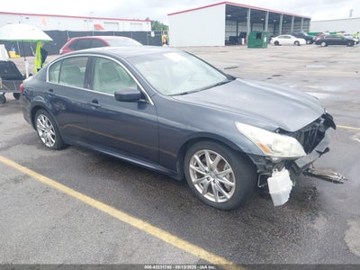 INFINITI G37 2010