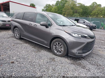 TOYOTA SIENNA 2021