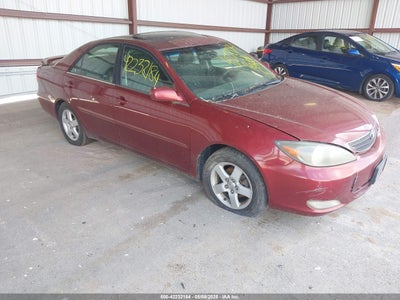 TOYOTA CAMRY 2004