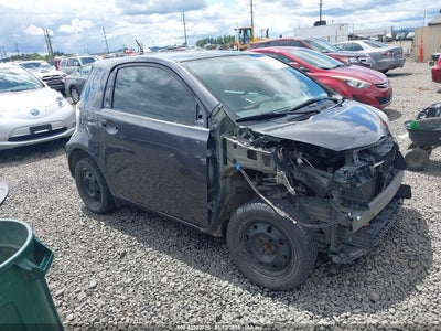SCION IQ 2012