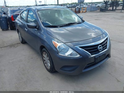 NISSAN VERSA 2016