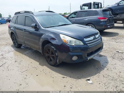 SUBARU OUTBACK 2013