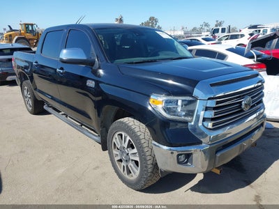 TOYOTA TUNDRA 2020