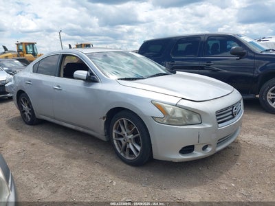 NISSAN MAXIMA 2014