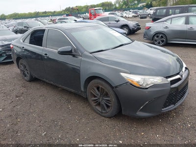 TOYOTA CAMRY 2017