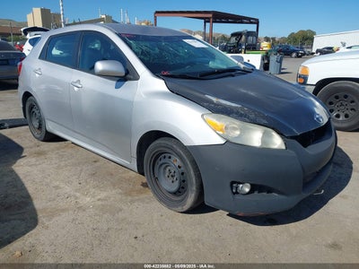 TOYOTA MATRIX 2010