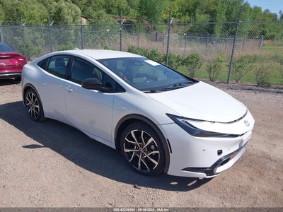 TOYOTA PRIUS PRIME 2023