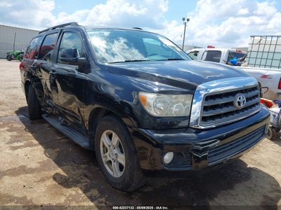 TOYOTA SEQUOIA 2013