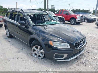 VOLVO XC70 2010
