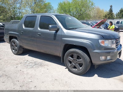 HONDA RIDGELINE 2013