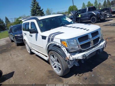 DODGE NITRO 2011