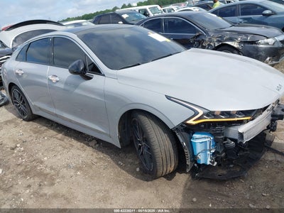 KIA K5 2023
