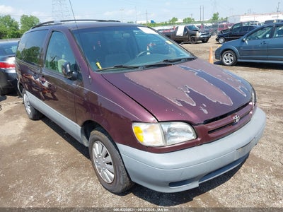 TOYOTA SIENNA 2000