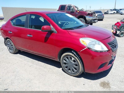 NISSAN VERSA 2013