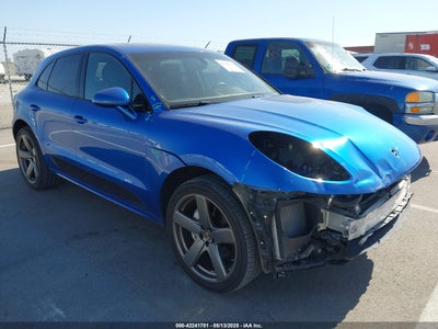 PORSCHE MACAN 2015