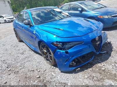 ALFA ROMEO GIULIA 2021