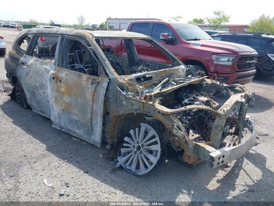 TOYOTA HIGHLANDER 2022