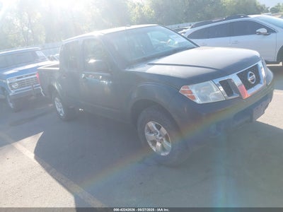 NISSAN FRONTIER 2013