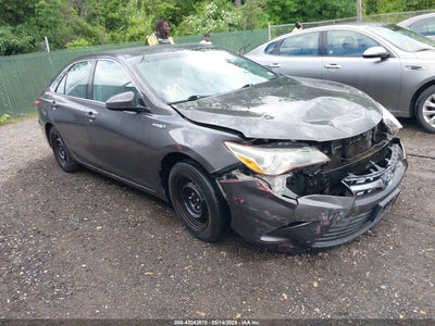 TOYOTA CAMRY HYBRID 2015