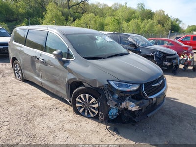 CHRYSLER PACIFICA HYBRID 2022