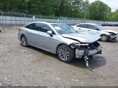 TOYOTA AVALON 2019