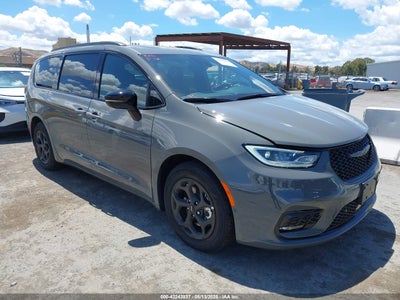 CHRYSLER PACIFICA HYBRID 2025