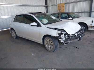 VOLKSWAGEN GOLF 2020